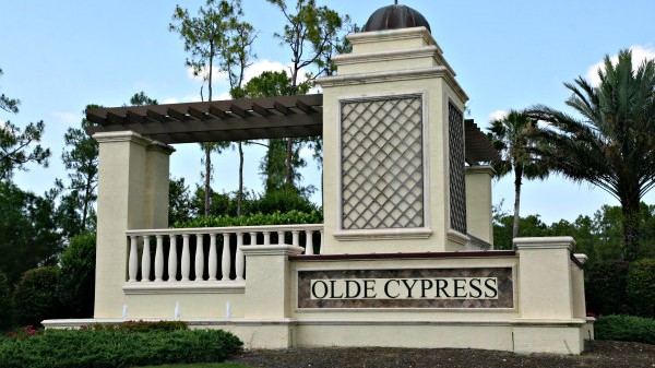 Olde Cypress Monument Sign